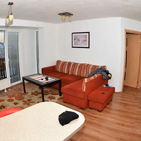 Apartman Nova Lesna * Нова-Лесна