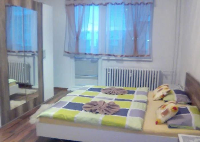 Apartman Nova Lesna Ubytovanie v rodine *